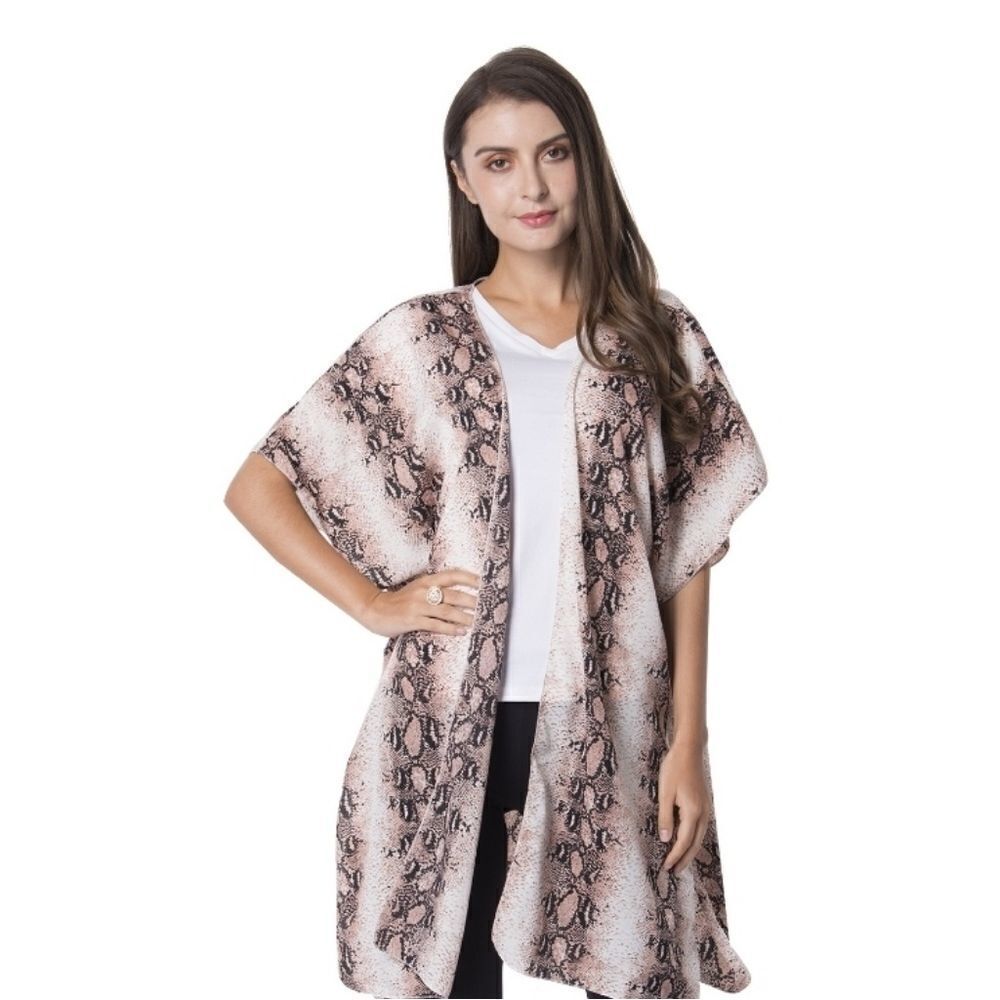 Kimono‎